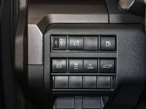 Used 2025 Toyota 4Runner TRD Off-Road Premium AWD/4WD image 14