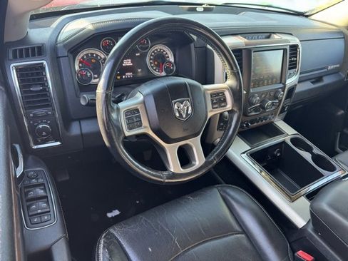 Used 2014 RAM 1500 Laramie w/ Convenience Group image 18