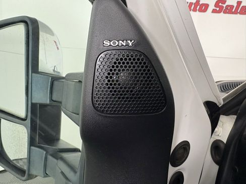 Used 2015 Ford F350 Platinum image 16