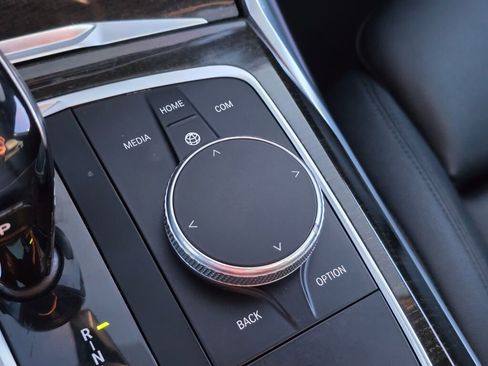 Used 2019 BMW 330i Sedan image 25