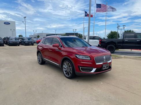 Used 2020 Lincoln Nautilus Reserve w/ Equipment Group 201A FWD image 8
