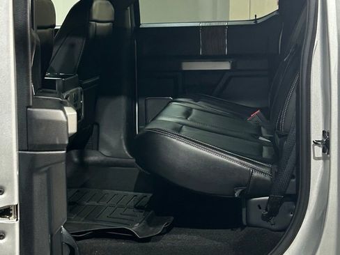 Used 2019 Ford F150 Lariat w/ Equipment Group 502A Luxury AWD/4WD image 49