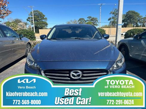 Used 2018 MAZDA MAZDA3 Touring image 1