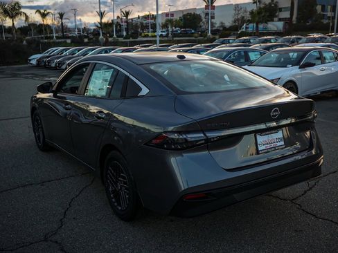 New 2026 Nissan Sentra SV image 6