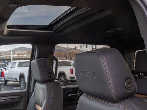 Used 2024 GMC Sierra 2500 AT4 w/ Technology Package image 10