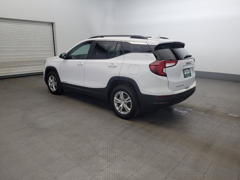 Used 2023 GMC Terrain SLE w/ Driver Convenience Package AWD/4WD image 3