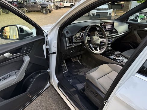 Used 2022 Audi SQ5 Premium Plus image 16