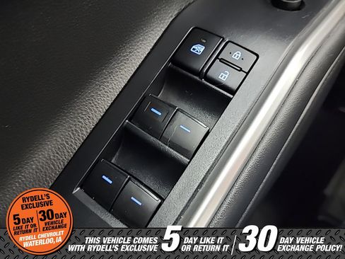 Used 2022 Toyota Highlander XLE image 39