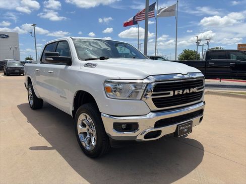 Used 2019 RAM 1500 Big Horn AWD/4WD image 8