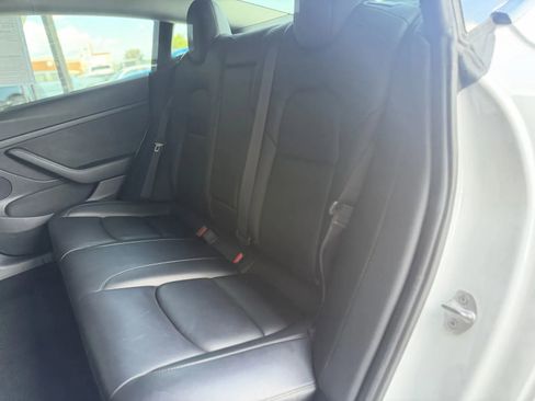 Used 2022 Tesla Model 3 Performance AWD/4WD image 15
