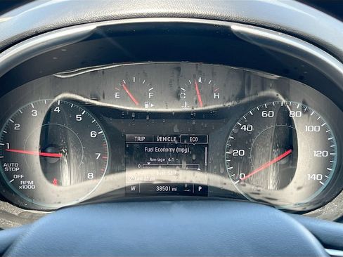 Used 2025 Chevrolet Malibu LT FWD image 12