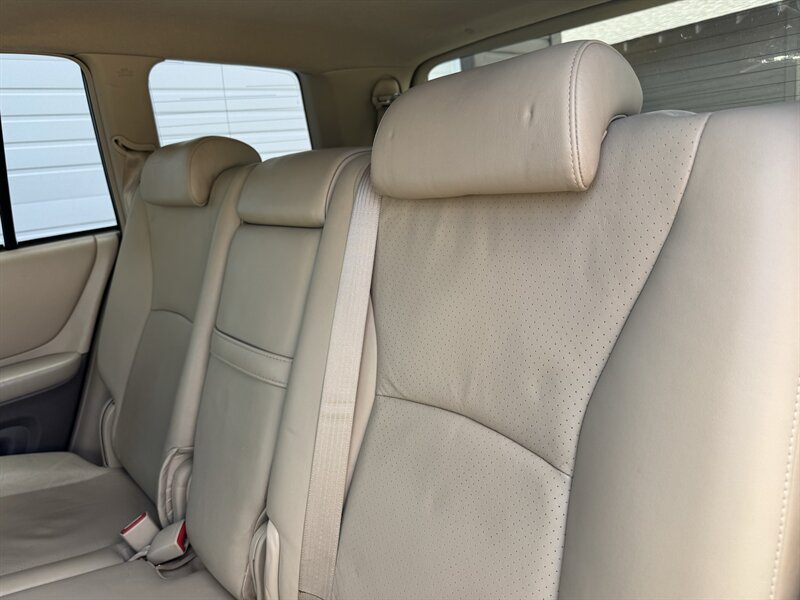 Used 2006 Toyota Highlander Limited AWD/4WD image 14