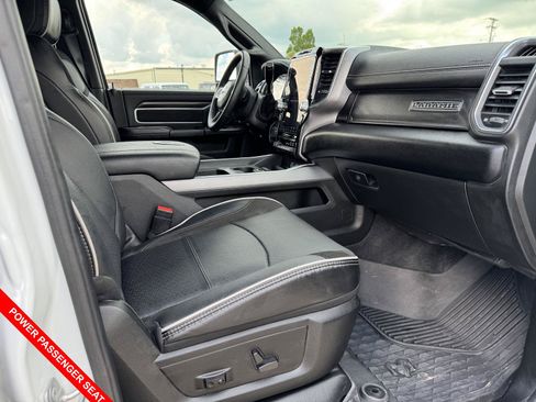 Used 2025 RAM 3500 Laramie w/ Sport Appearance Package AWD/4WD image 35