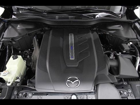Certified 2024 MAZDA CX-90 Plug-In Hybrid w/ Preferred AWD/4WD image 21
