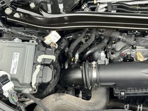 Certified 2025 Ford Explorer ST-Line image 37