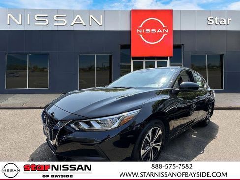 Certified 2022 Nissan Sentra SV w/ Trunk Package image 2