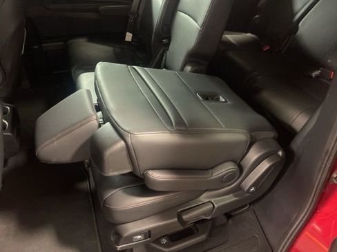 Used 2025 Honda Odyssey Sport-L image 38