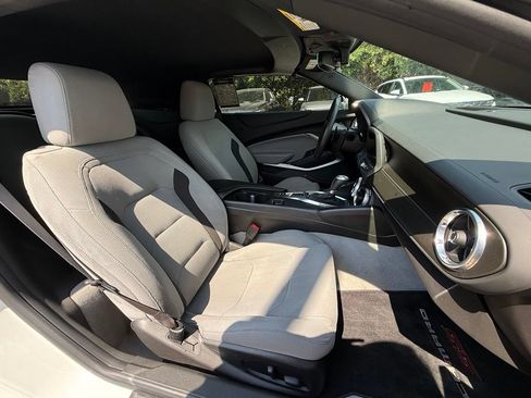 Used 2017 Chevrolet Camaro SS RWD image 27