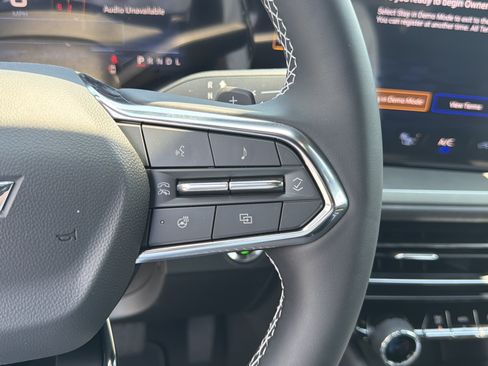 New 2026 Chevrolet Traverse LT w/ Driver Confidence Package FWD image 27