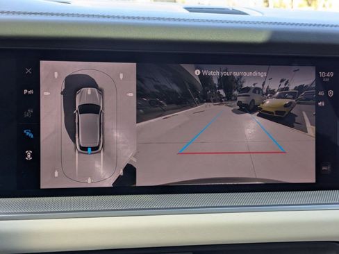 Used 2025 Porsche Cayenne image 18