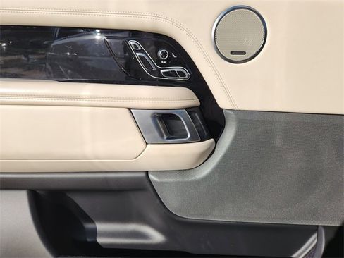 Used 2021 Land Rover Range Rover Westminster Edition image 22
