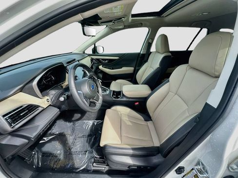 Certified 2025 Subaru Outback Limited AWD/4WD image 18