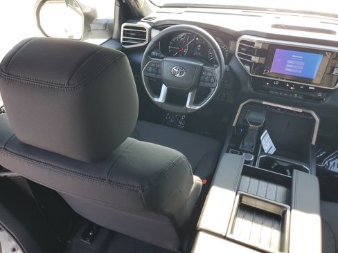New 2026 Toyota Tundra SR5 image 15