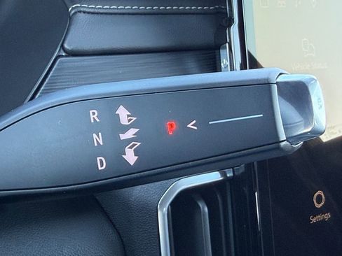New 2026 GMC Acadia Elevation w/ Black Edition AWD/4WD image 25
