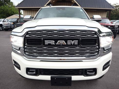 Used 2019 RAM 2500 Limited AWD/4WD image 2