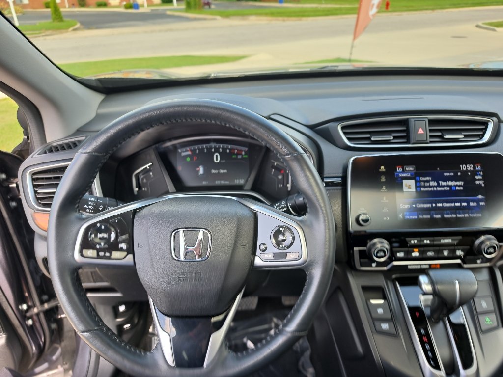 Used 2021 Honda CR-V Touring image 9