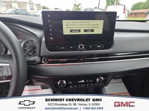 Used 2025 Mitsubishi Outlander SE AWD/4WD image 15