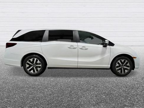 New 2026 Honda Odyssey EX-L image 7