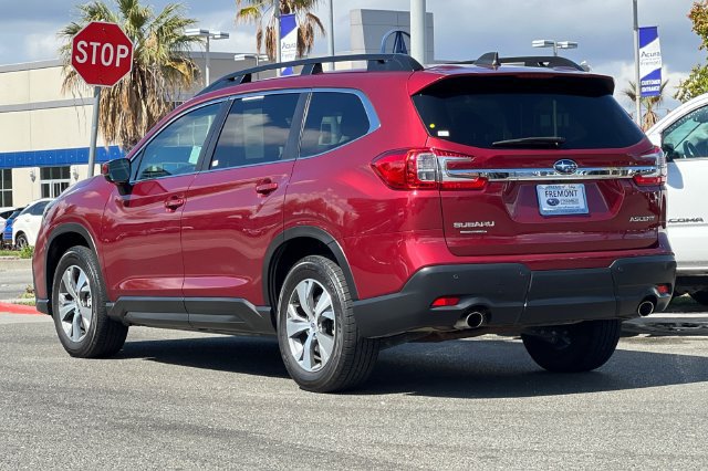 Used 2024 Subaru Ascent Premium w/ Convenience Package AWD/4WD image 6