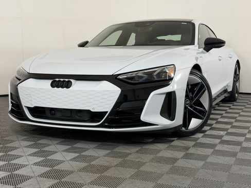 Used 2023 Audi RS e-tron GT w/ Carbon Performance Package AWD/4WD image 35