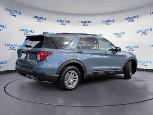 New 2026 Ford Explorer Active w/ Active Comfort Package image 4