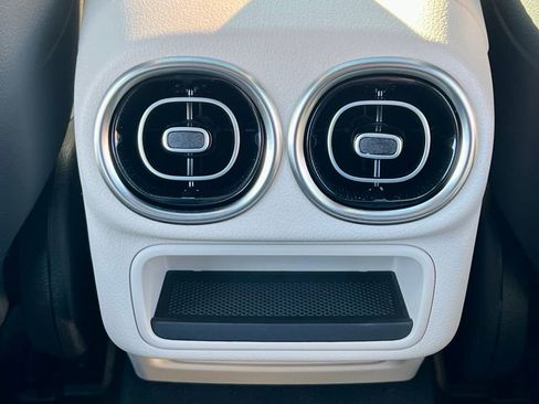 Certified 2026 Mercedes-Benz GLC 300 4MATIC image 27