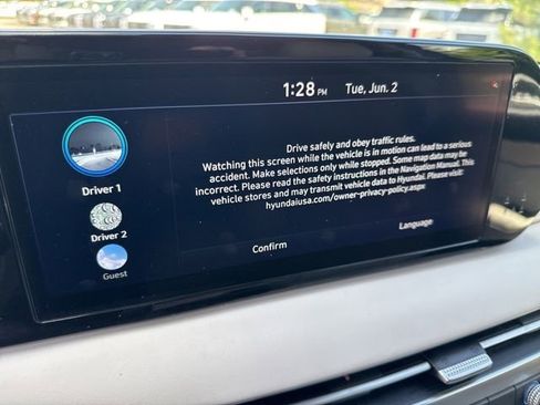 Used 2024 Hyundai Palisade Limited AWD/4WD image 6