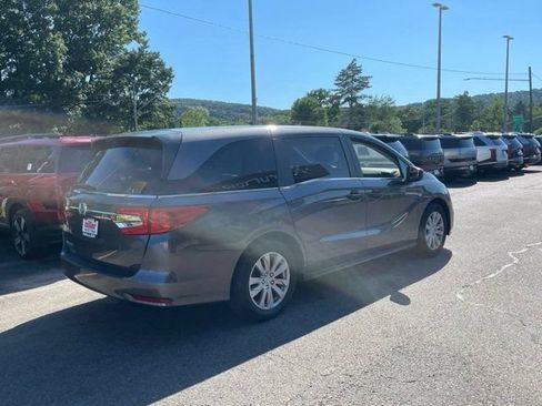 Used 2020 Honda Odyssey LX image 3