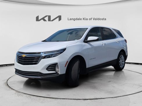 Used 2024 Chevrolet Equinox LT FWD image 11