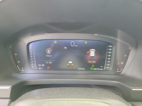 Used 2024 Honda Pilot Elite image 24