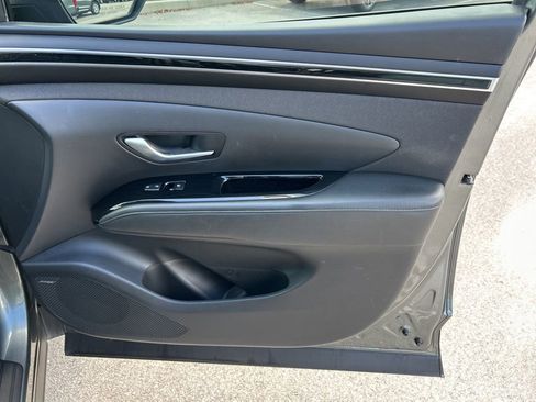 Used 2022 Hyundai Tucson Limited image 37