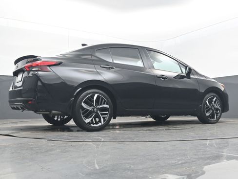 Certified 2025 Nissan Versa SR w/ Trunk Package image 27