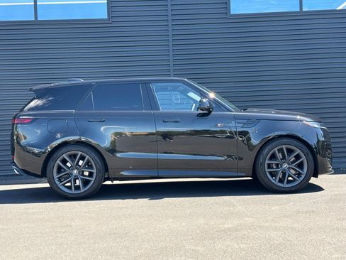 Used 2024 Land Rover Range Rover Sport Dynamic SE AWD/4WD image 7