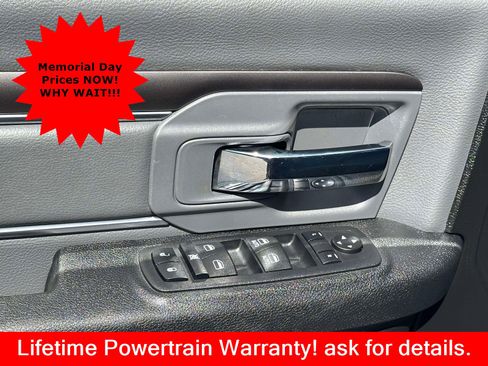 Used 2024 RAM 1500 Classic SLT AWD/4WD image 18