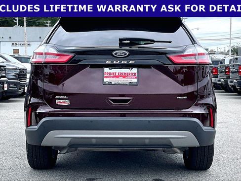 Used 2024 Ford Edge SEL w/ Convenience Package AWD/4WD image 4