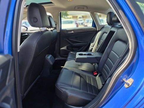 Used 2024 Volkswagen Jetta SE FWD image 15
