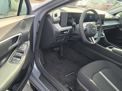 New 2026 Hyundai Sonata SEL image 9