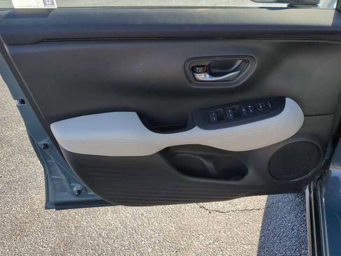 New 2026 Honda HR-V LX image 11