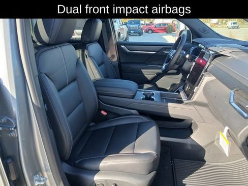 New 2026 GMC Acadia Elevation w/ Elevation Premium Package image 17