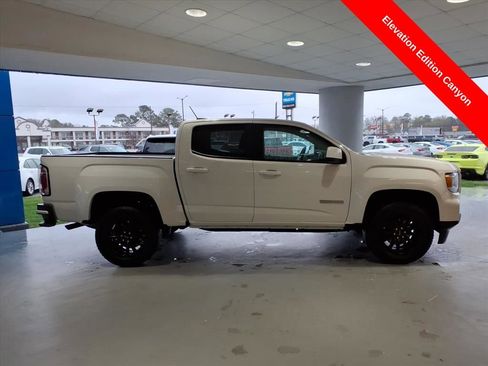 Used 2022 GMC Canyon Elevation image 6